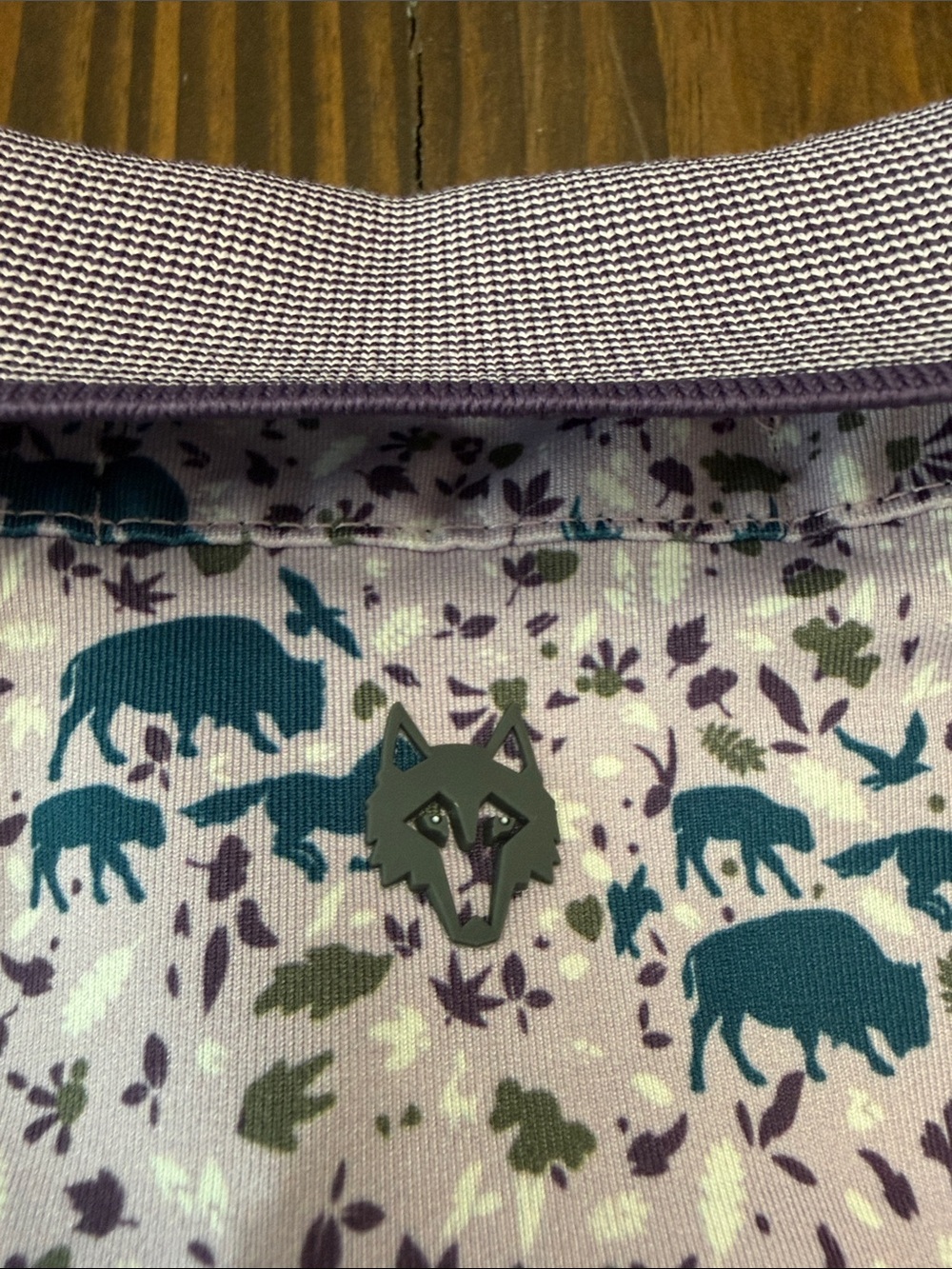 Greyson Animal Pattern Men’s Golf Polo Short Sleeve Size Large Purple Blue - Picture 9 of 9